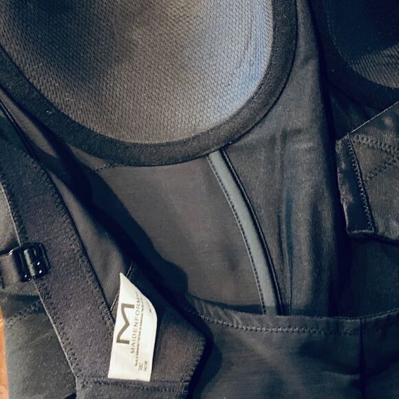 Maidenform Women's Body Shaper With Built-In Bra & Anti-Static Shapewear - Picture 4 of 11